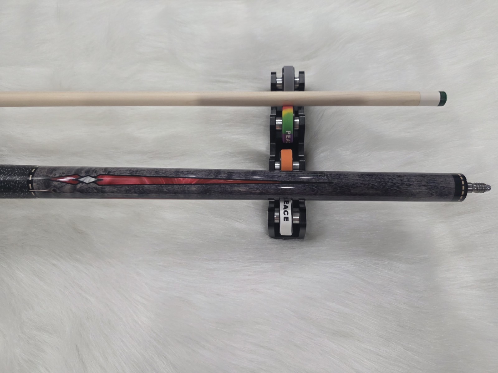 JP09-T Pool Cue Red - Image 3