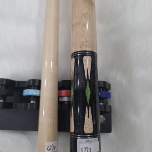 P09-R Pool Cue