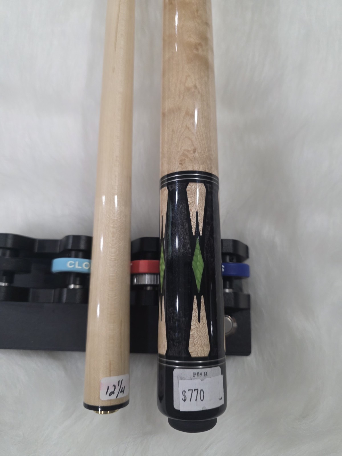 P09-R Pool Cue